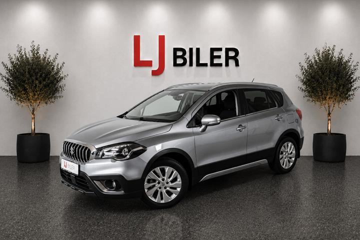 Grå Suzuki S-Cross fra 2016 set udefra