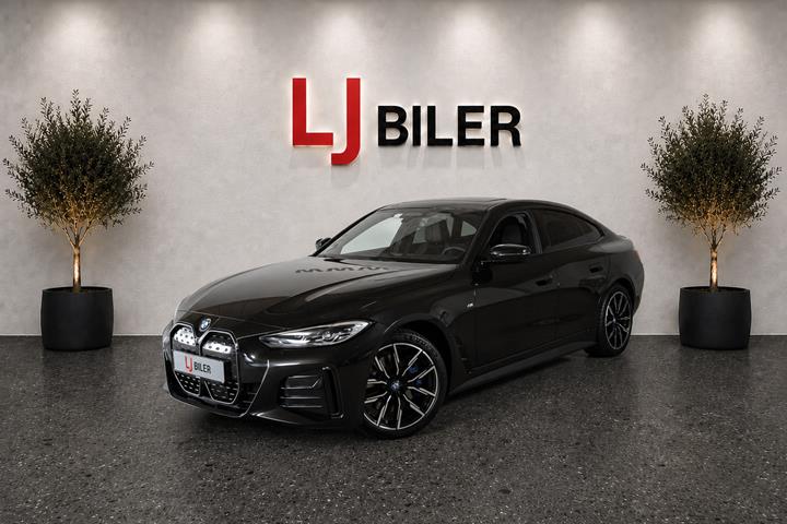 Sort BMW i4 fra 2023