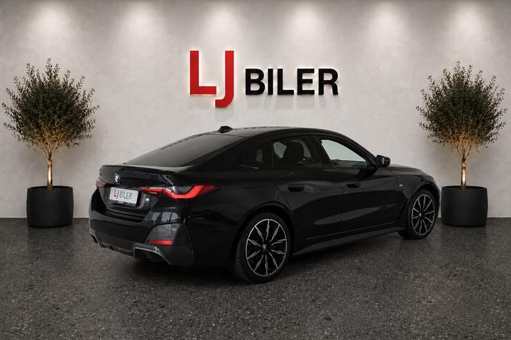 Sort BMW i4 fra 2023