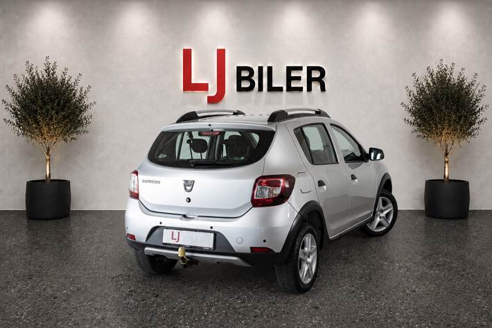 undefined Dacia Sandero Stepway fra 2015