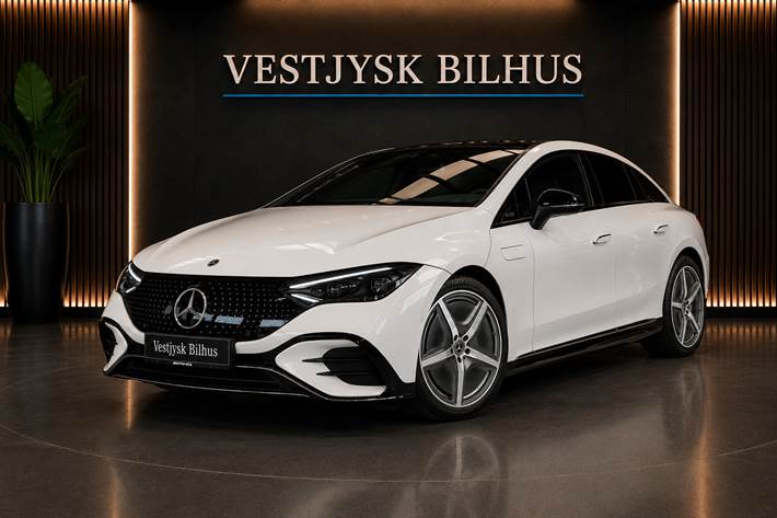 Hvid Mercedes EQE350+ fra 2022 set udefra