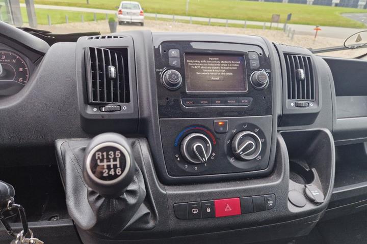 Hvid Citroën Jumper 35+ fra 2022