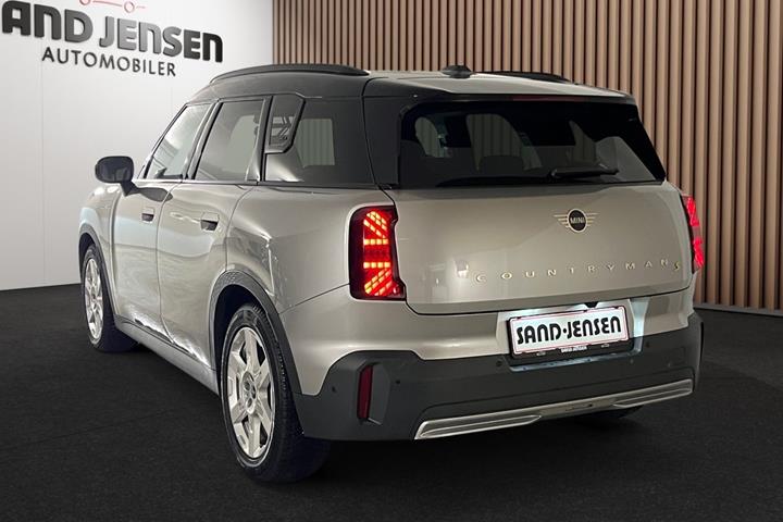 Sølv Mini Countryman SE fra 2025