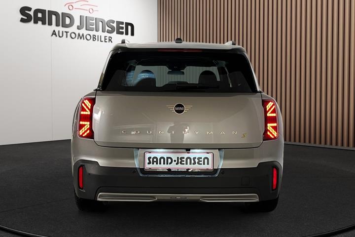 Sølv Mini Countryman SE fra 2025