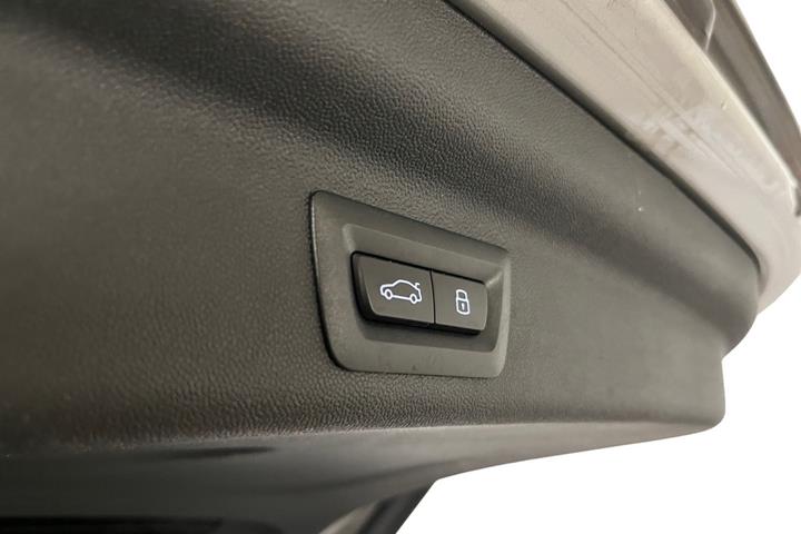 Sølv Mini Countryman SE fra 2025