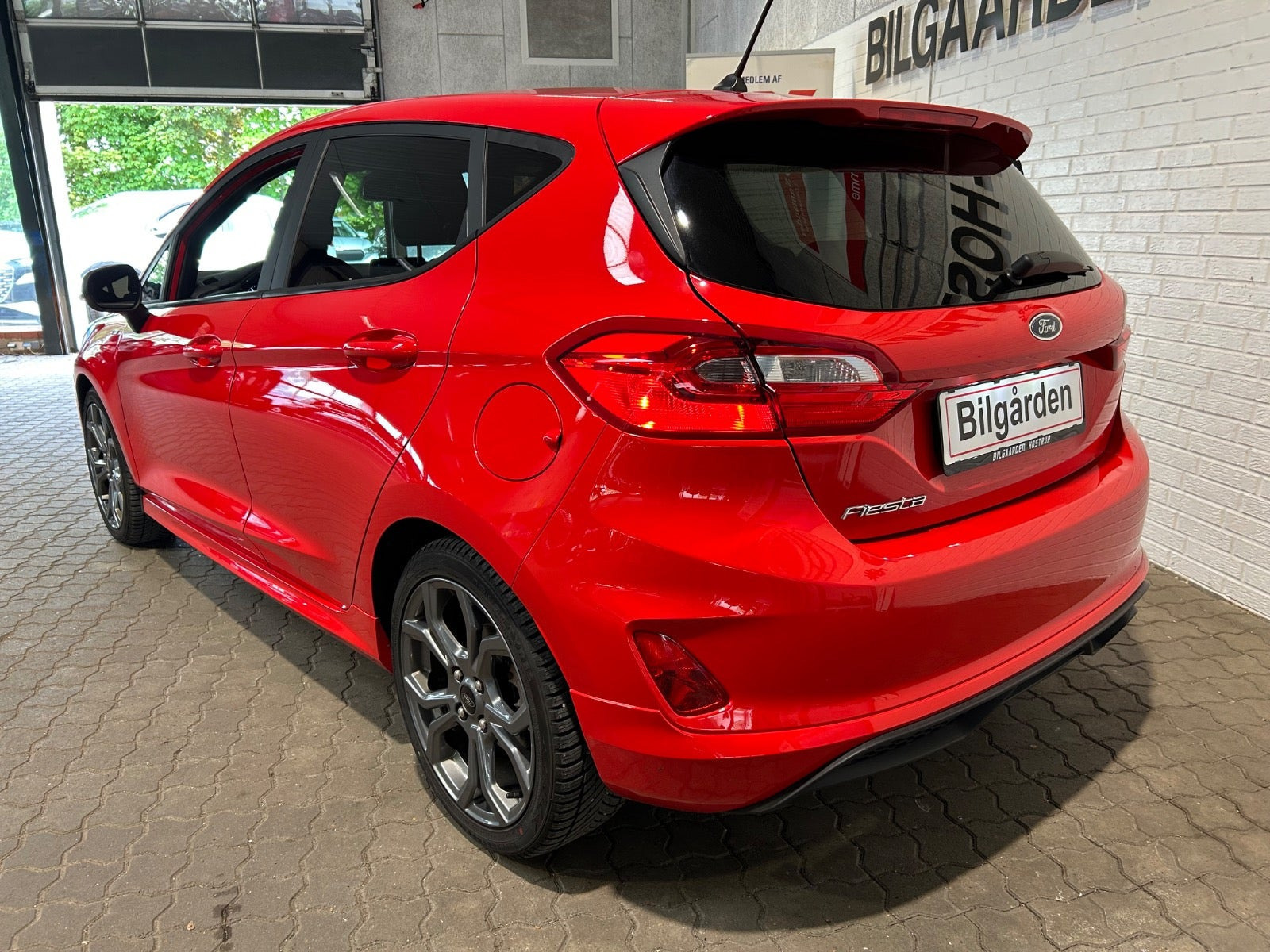 Rød Ford Fiesta fra 2019