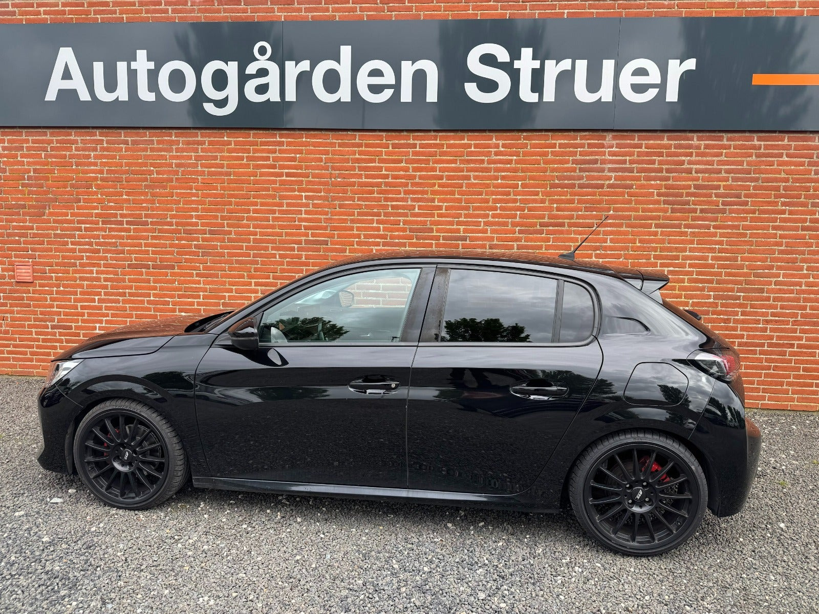 undefined Peugeot 208 fra 2020