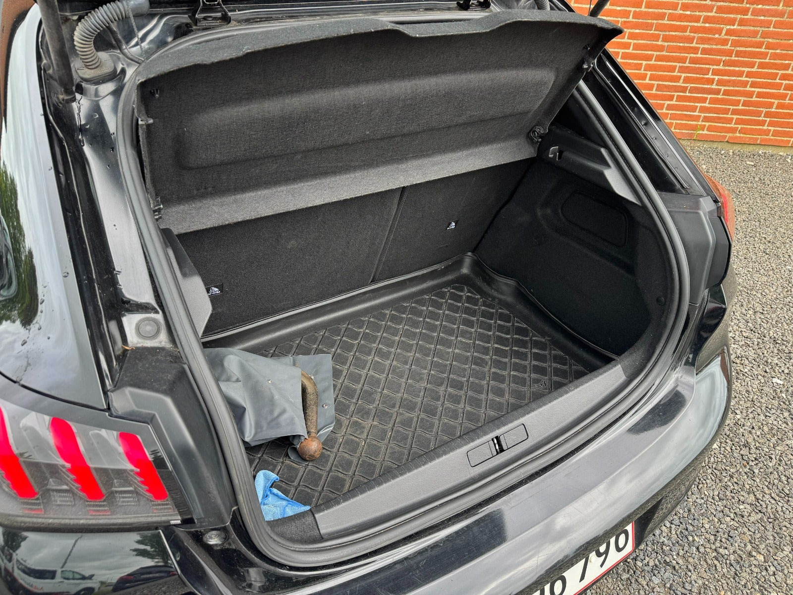 undefined Peugeot 208 fra 2020