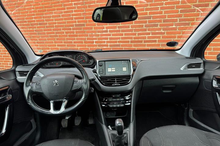undefined Peugeot 208 fra 2019