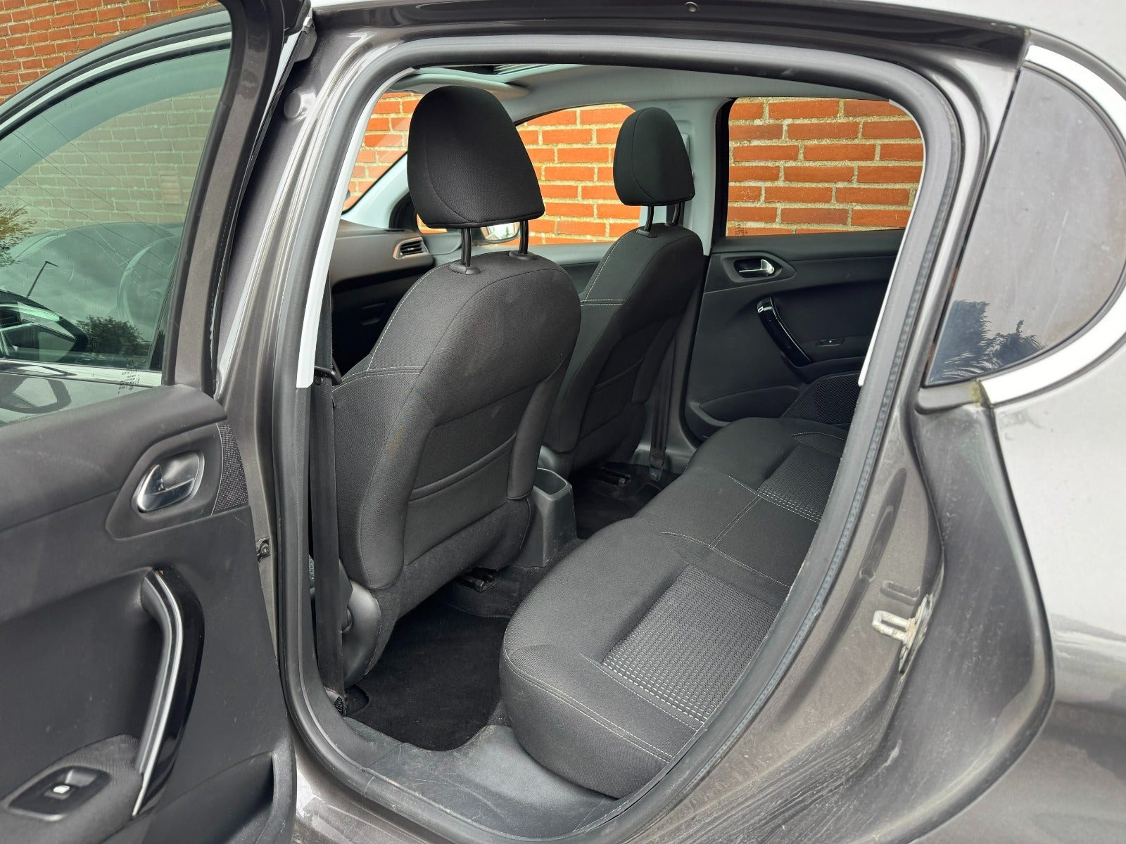 undefined Peugeot 208 fra 2019