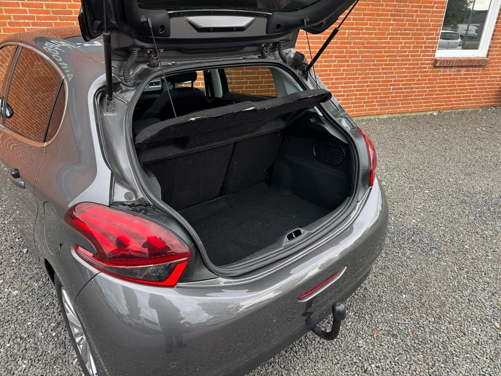 undefined Peugeot 208 fra 2019