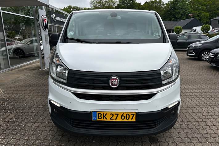 Hvid Fiat Talento fra 2016