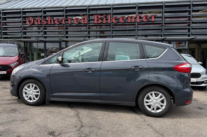 Grå Ford C-MAX fra 2013