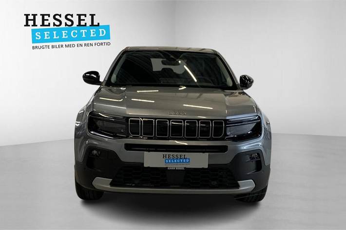 Grå Jeep Avenger fra 2025