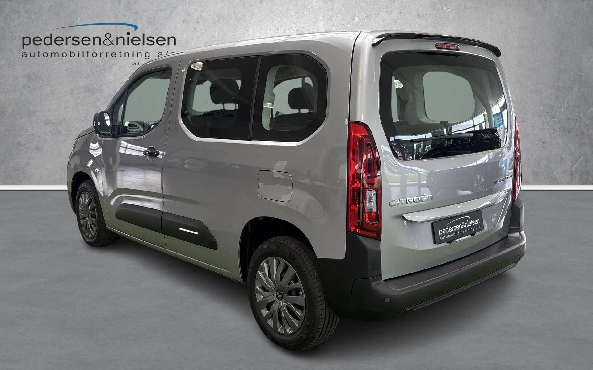 Grå Citroën ë-Berlingo fra 2025