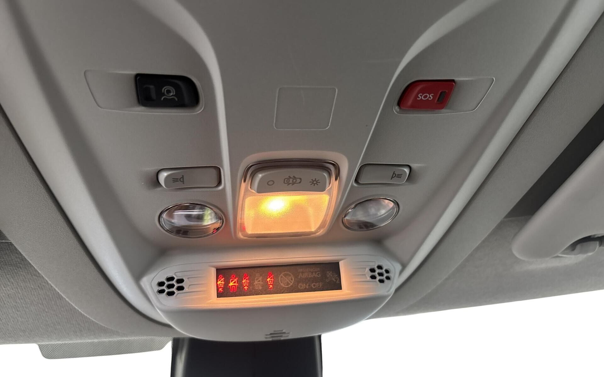 Grå Citroën ë-Berlingo fra 2025