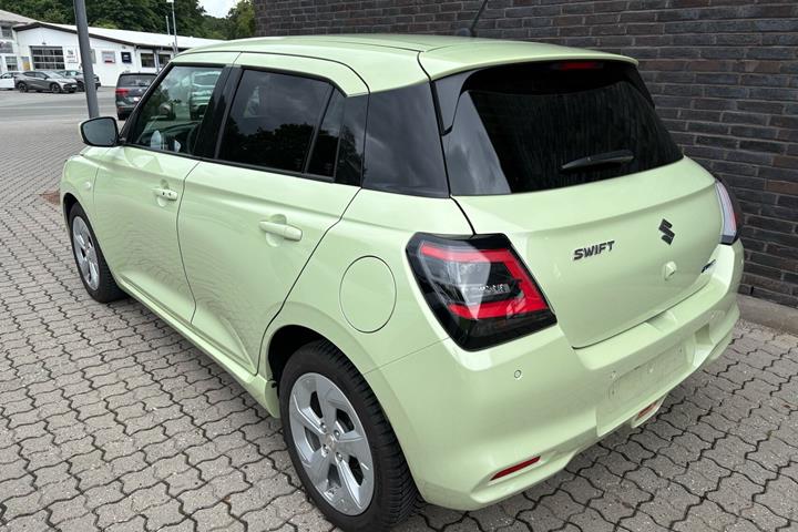 Gul Suzuki Swift fra 2025