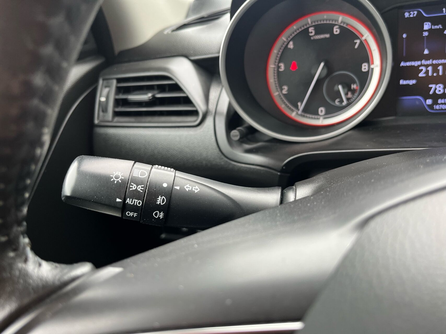 Rød Suzuki Swift fra 2017
