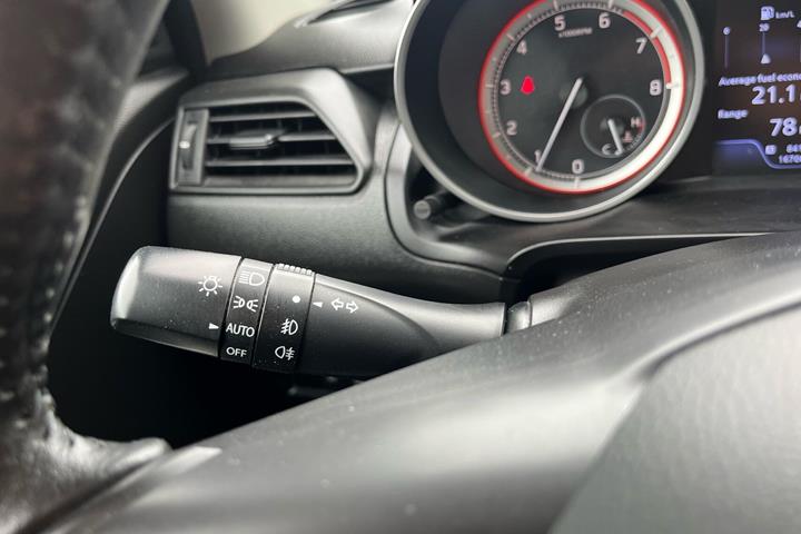 Rød Suzuki Swift fra 2017