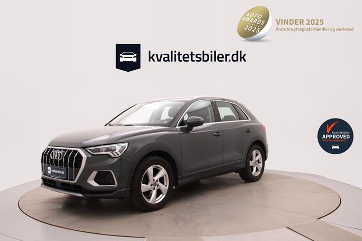 Grå Audi Q3 fra 2019 set udefra