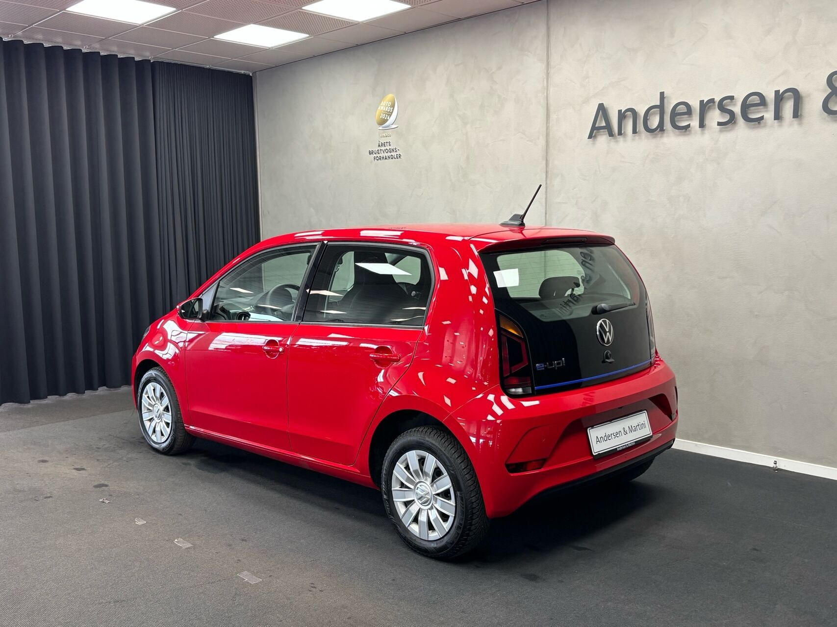 Rød VW e-up fra 2021
