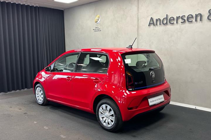 Rød VW e-up fra 2021