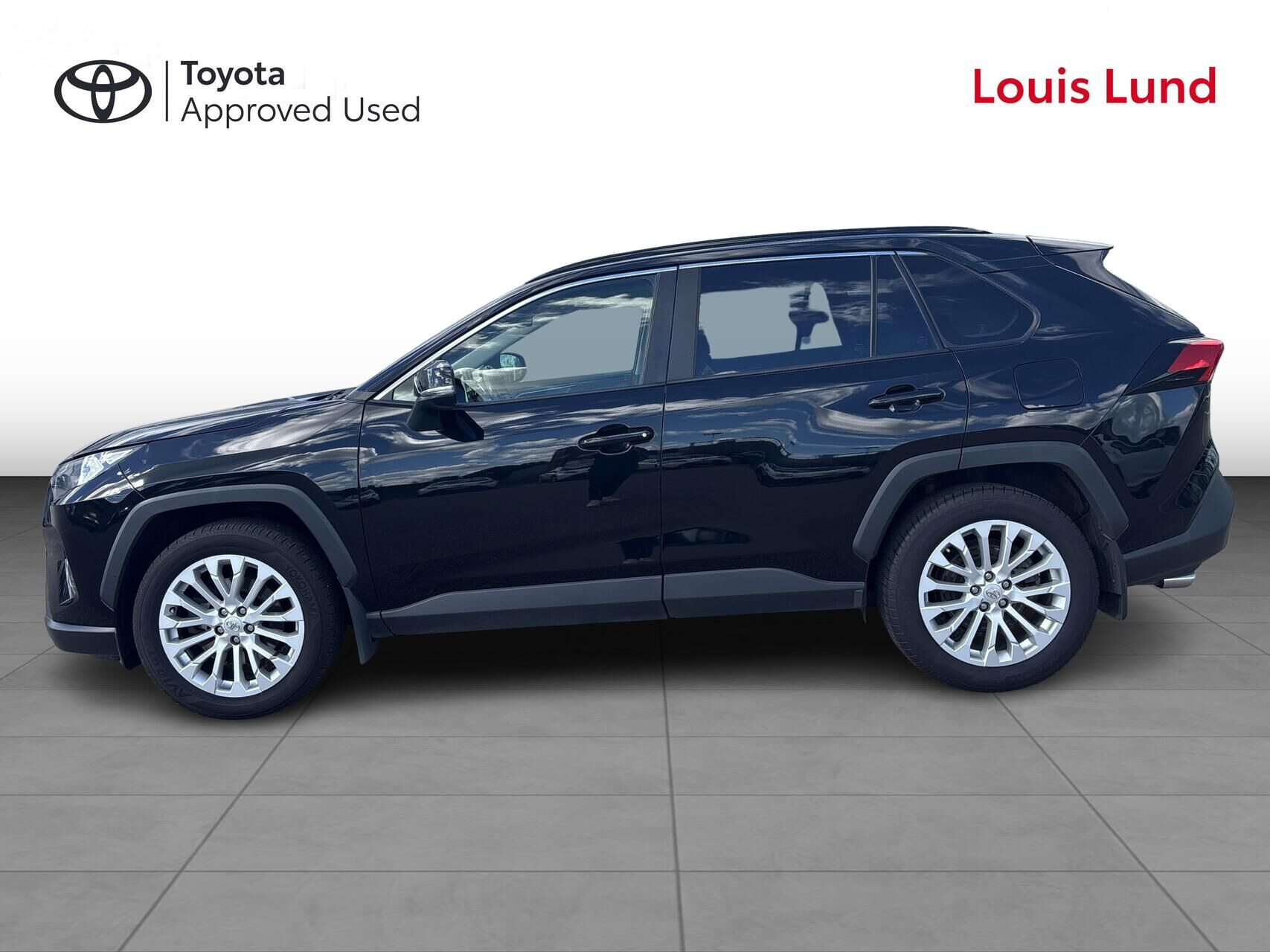Sort Toyota RAV4 fra 2019