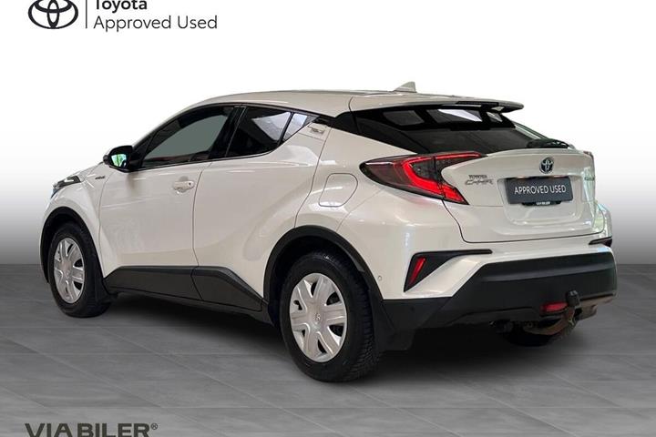 Hvid Toyota C-HR fra 2019