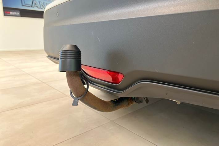 Hvid Toyota C-HR fra 2019