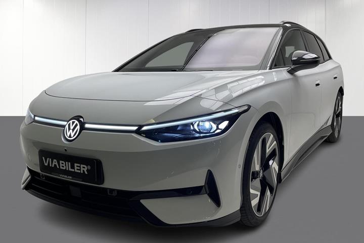 Hvid VW ID.7 fra 2026 set udefra