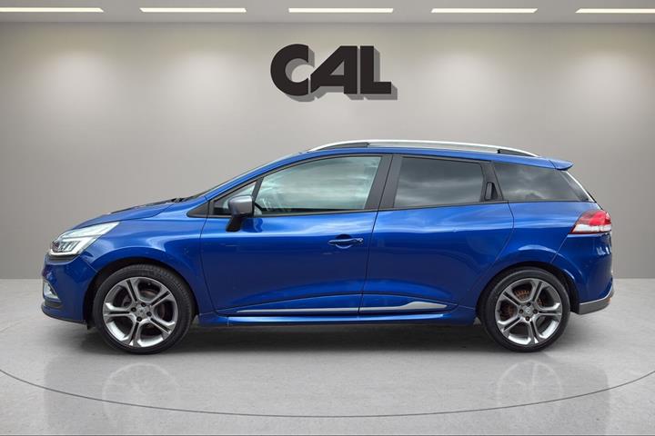 Blå Renault Clio fra 2018