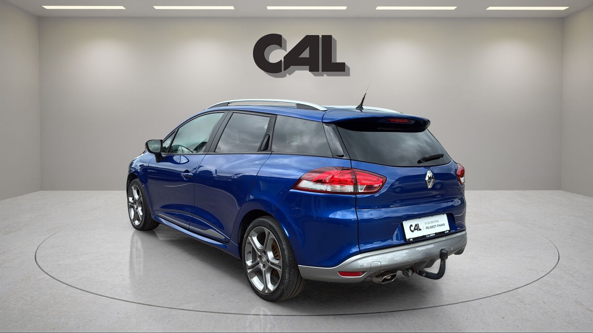 Blå Renault Clio fra 2018