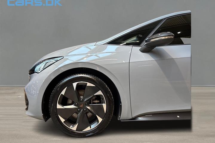 Grå Cupra Born fra 2024