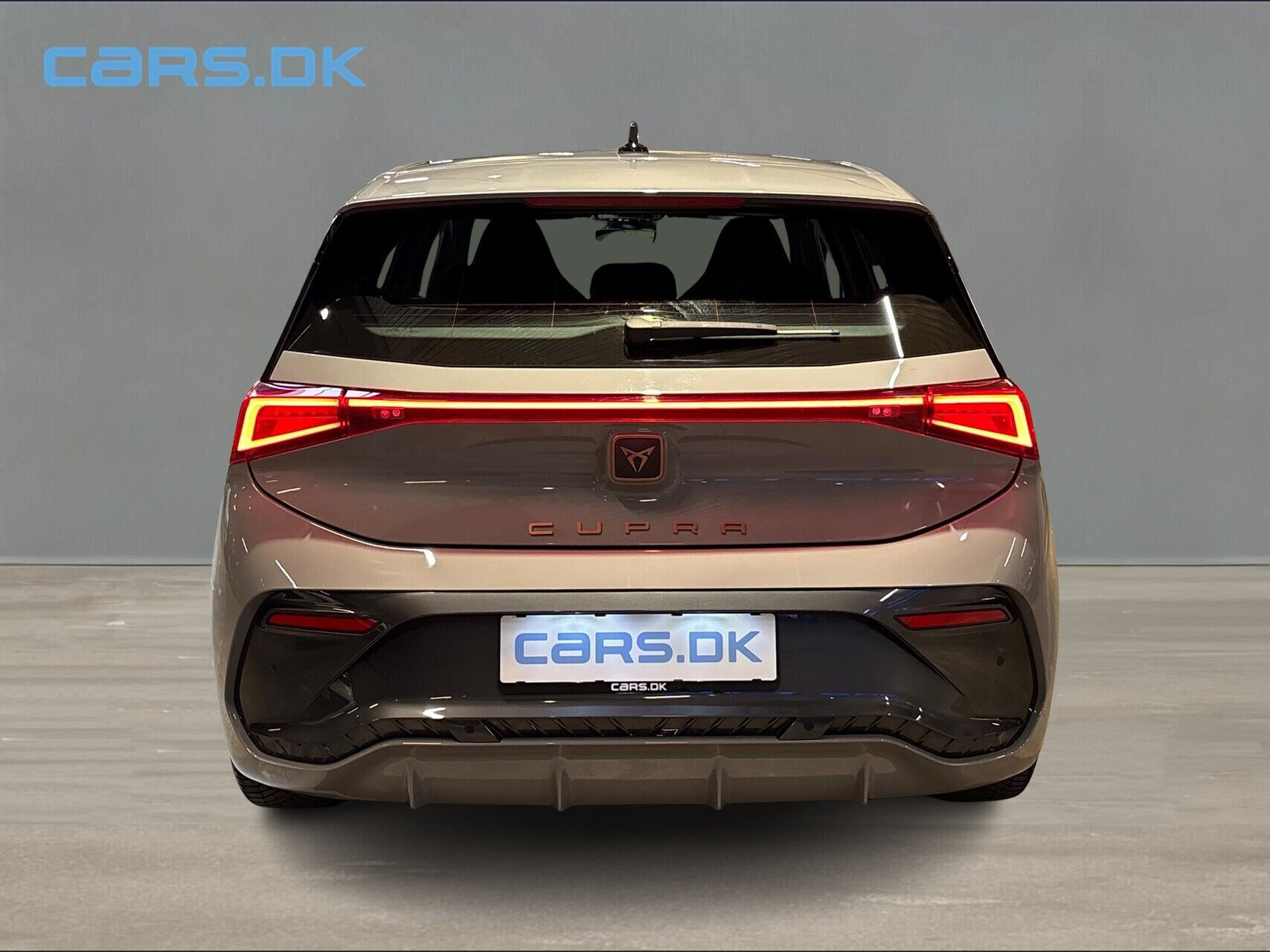 Grå Cupra Born fra 2024