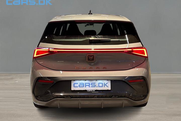 Grå Cupra Born fra 2024