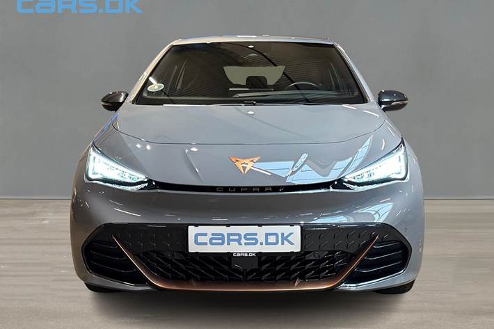 Grå Cupra Born fra 2024