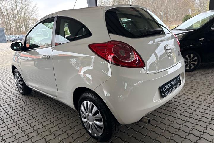 Hvid Ford Ka fra 2013