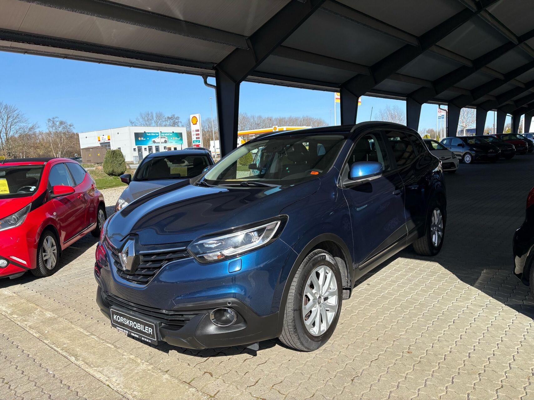 Blå Renault Kadjar fra 2016