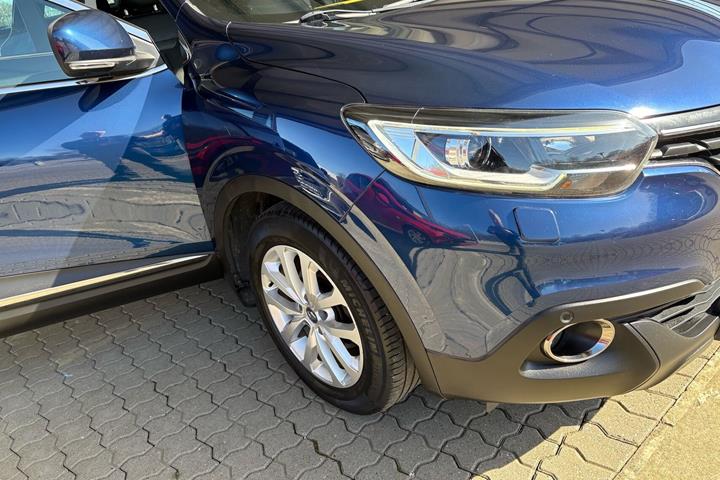 Blå Renault Kadjar fra 2016