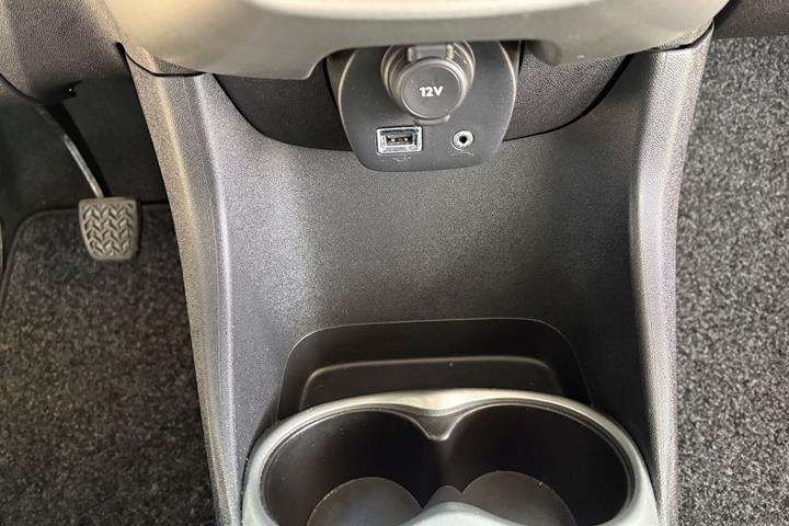 Grå Toyota Aygo fra 2015