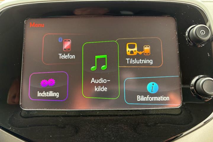 Hvid Toyota Aygo fra 2014
