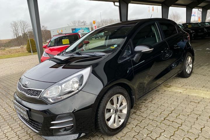 Sort Kia Rio fra 2015