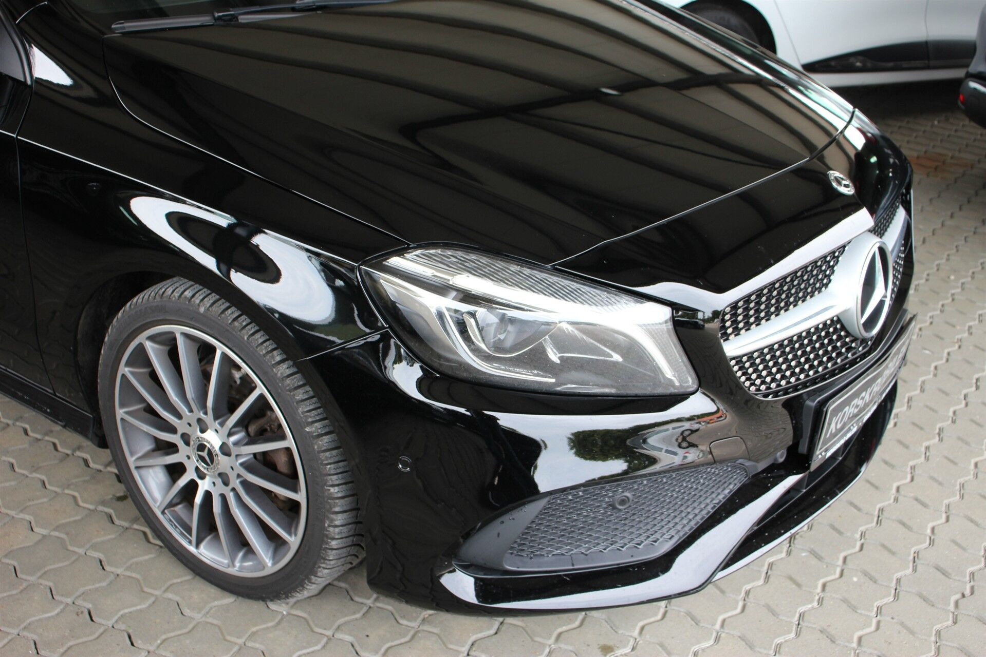 Sort Mercedes A200 d fra 2018