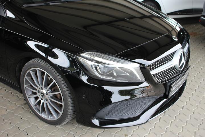 Sort Mercedes A200 d fra 2018