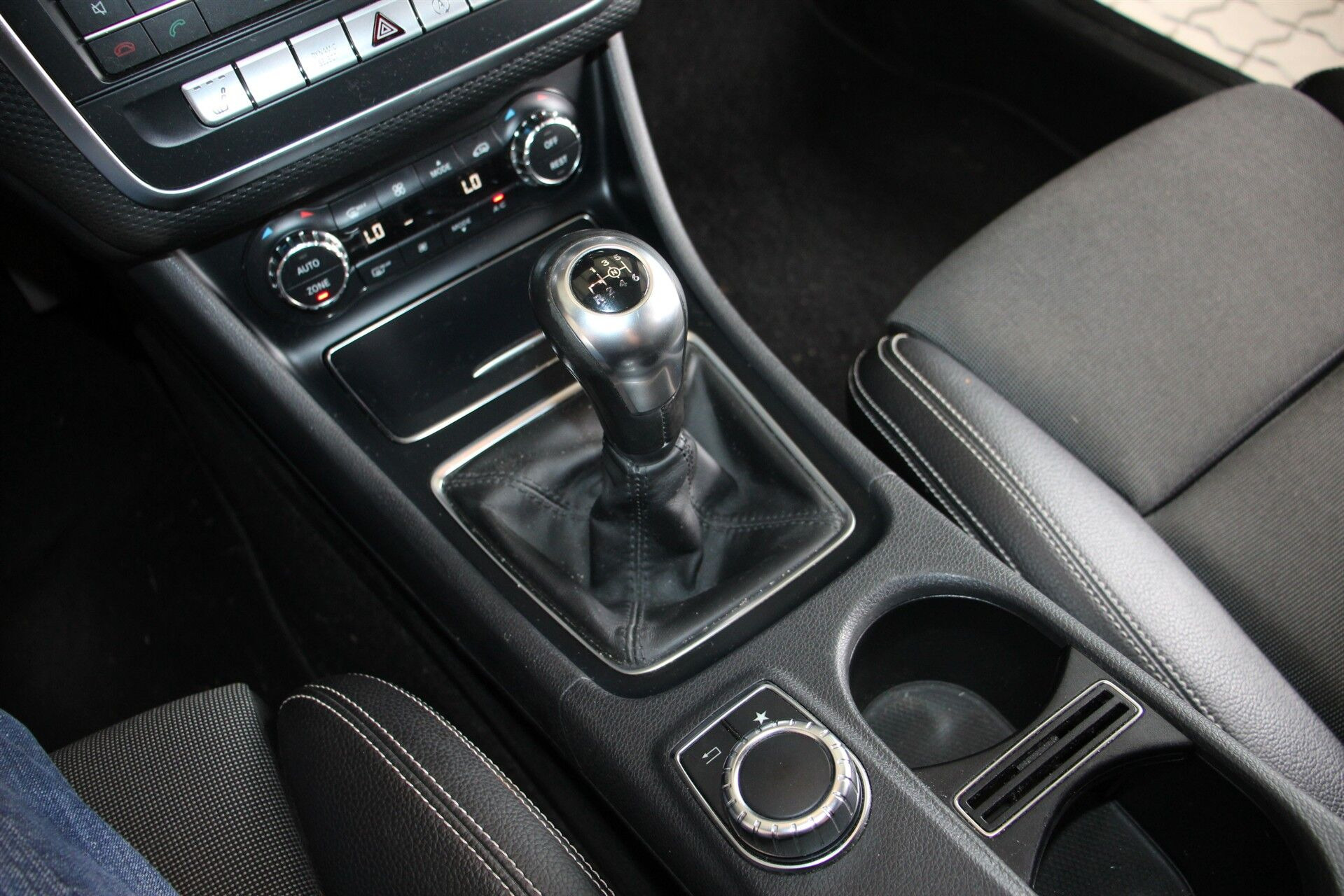 Sort Mercedes A200 d fra 2018