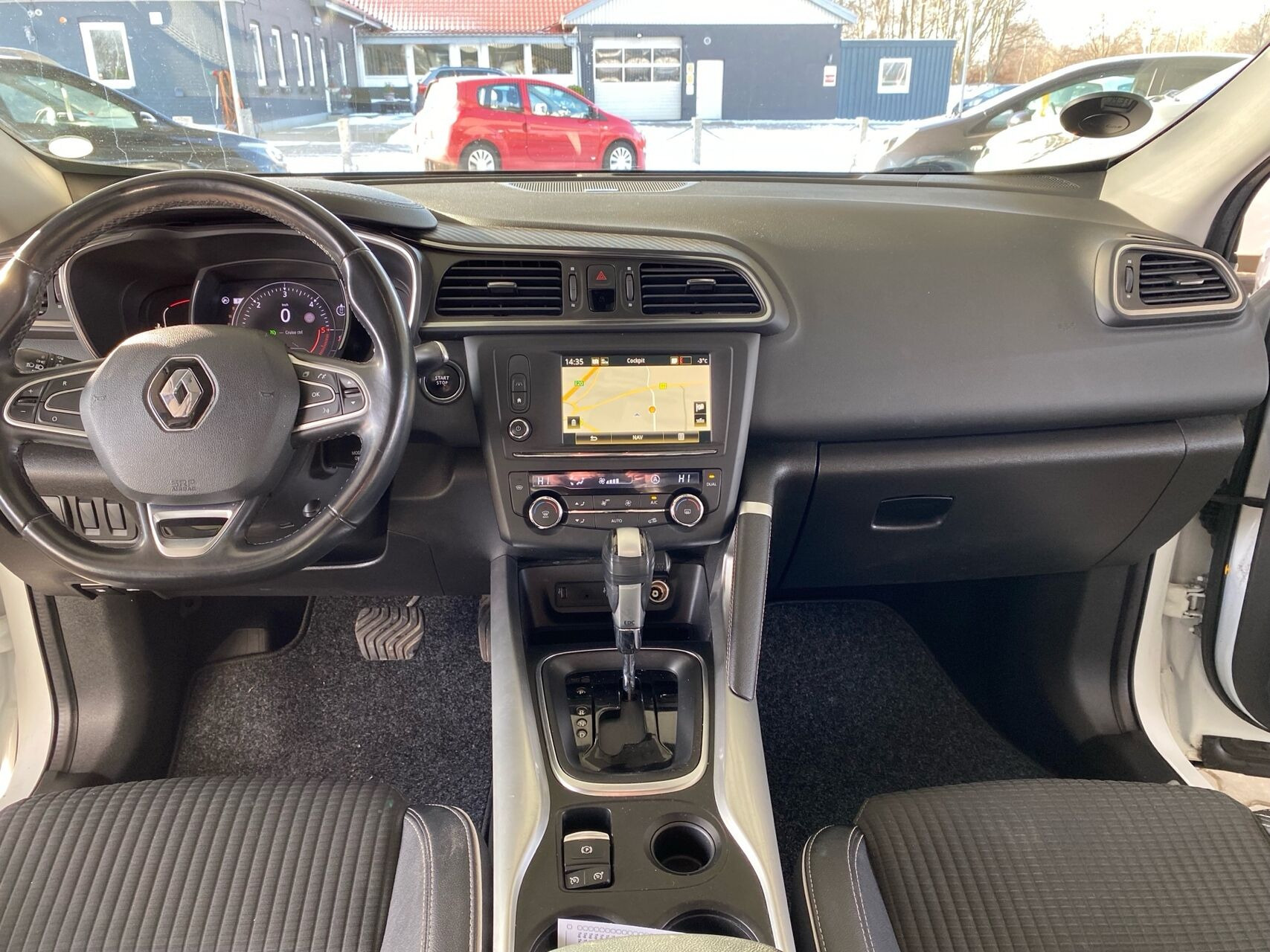 Hvid Renault Kadjar fra 2018