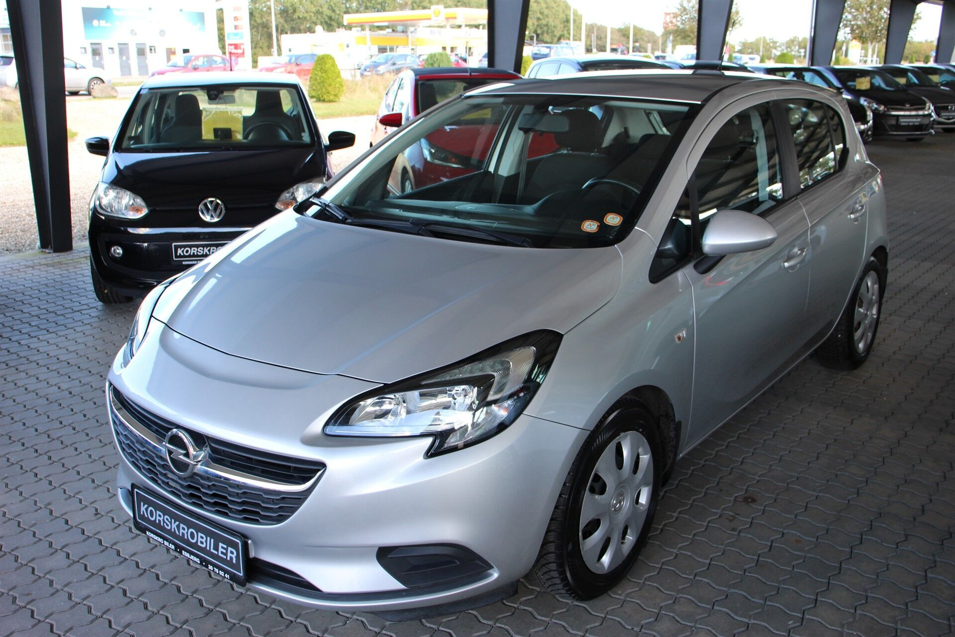 Sølv Opel Corsa fra 2016