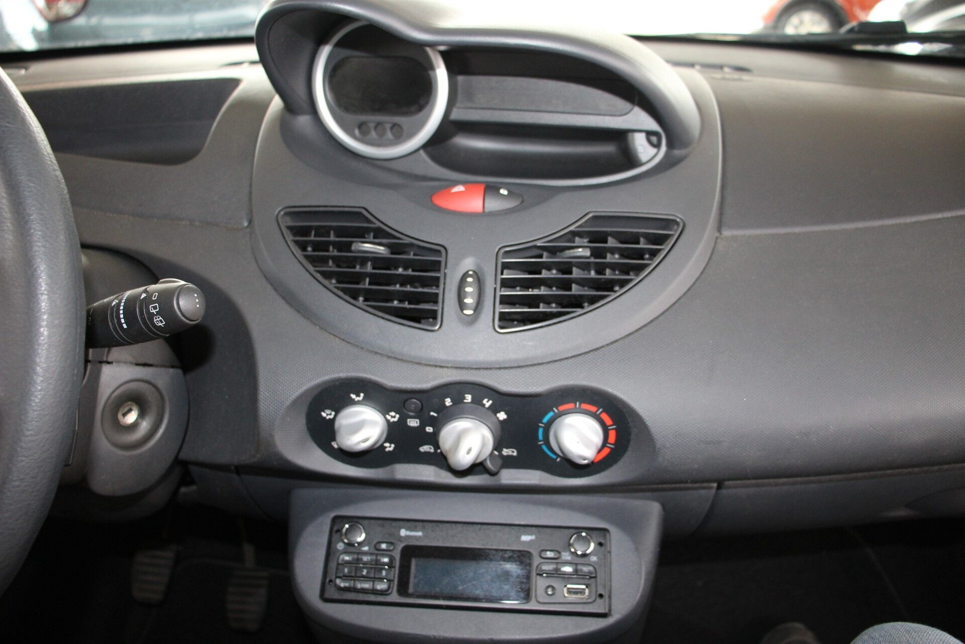 Rød Renault Twingo fra 2013