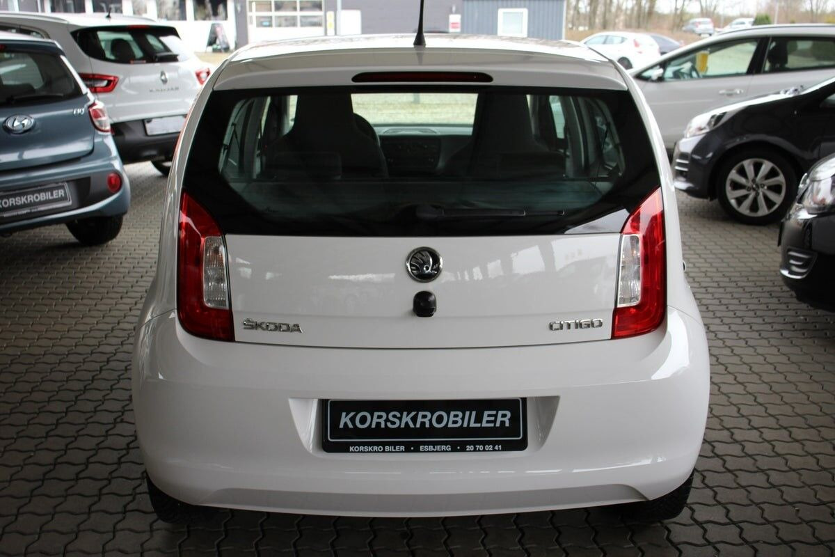 Hvid Skoda Citigo fra 2017