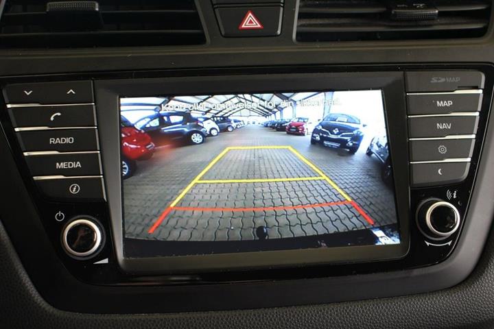Sort Hyundai i20 fra 2017